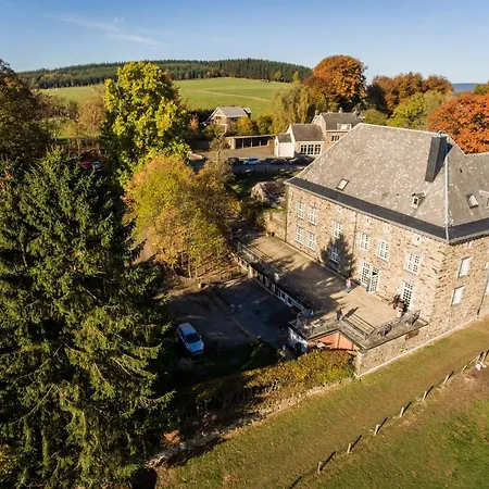Kaleo Wanne Hostal Trois-Ponts